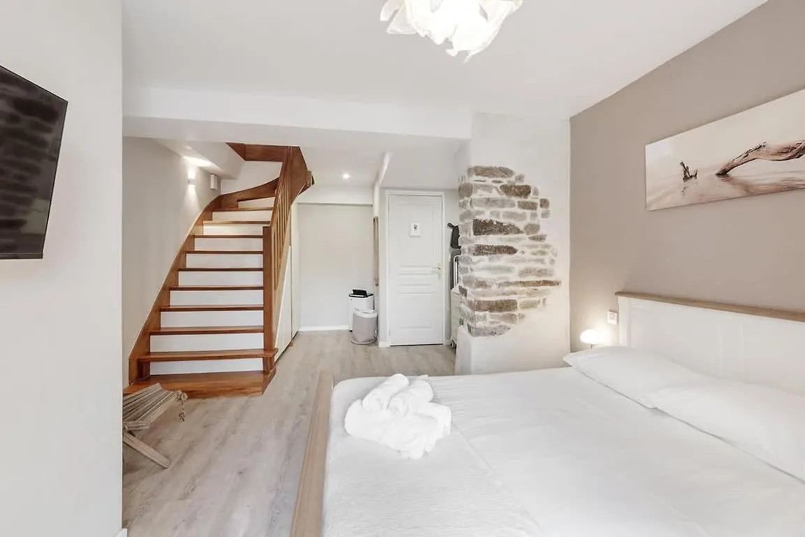Tassigny - Charmant Appartement/ Terrasse - Port Vannes France